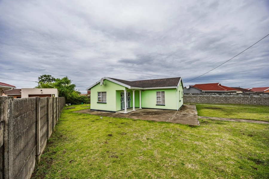 3 Bedroom Property for Sale in Sunnyridge Eastern Cape